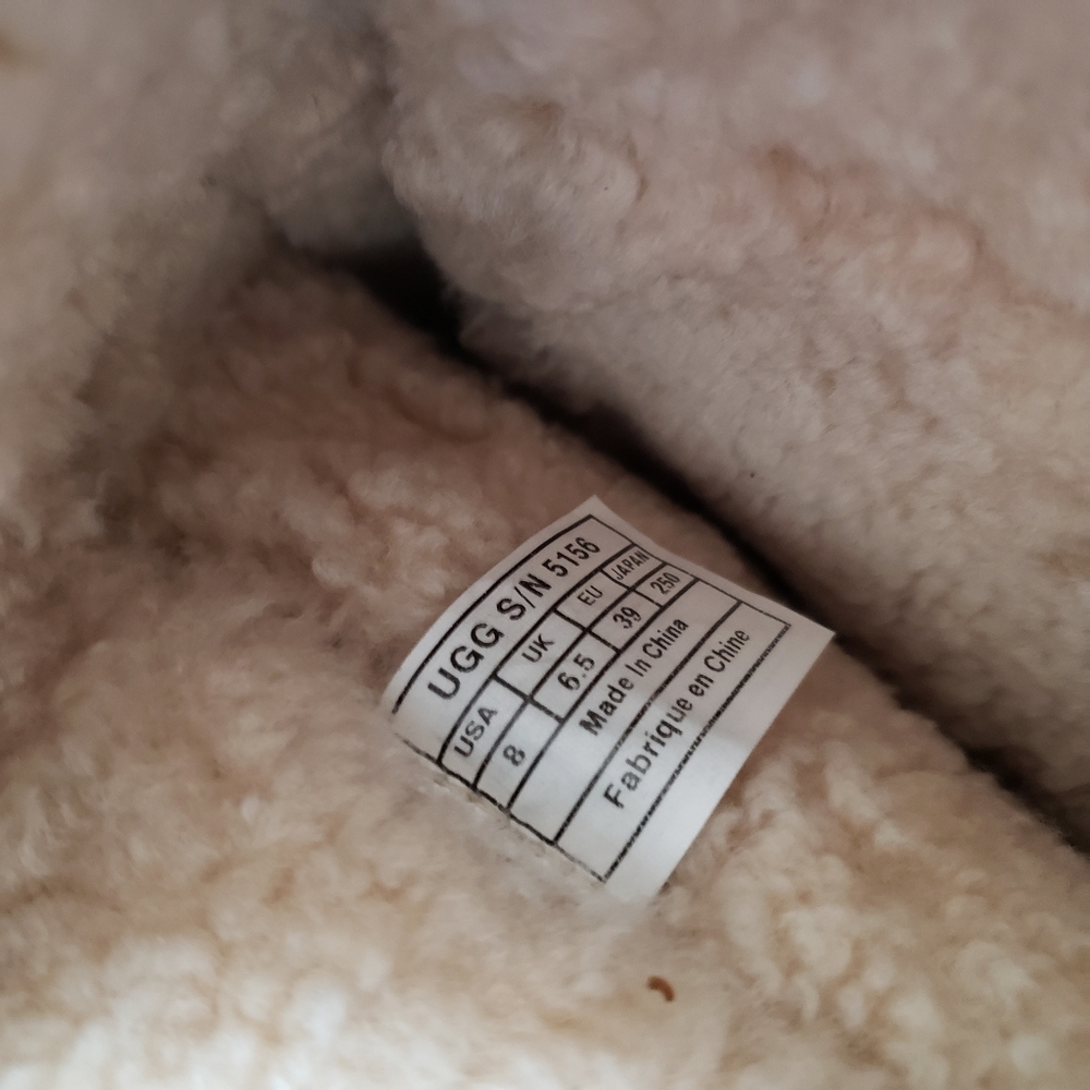 Ugg Kaya Boots - Picture 6 of 8